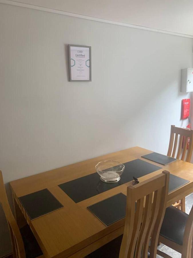 Minimum Stay Two Nights Larne Buitenkant foto