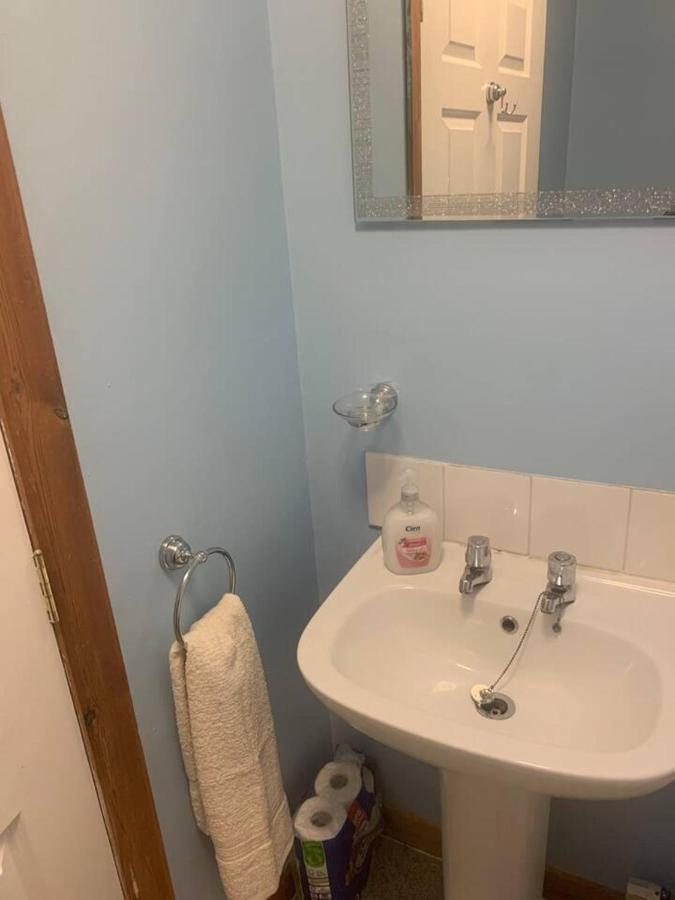 Minimum Stay Two Nights Larne Buitenkant foto